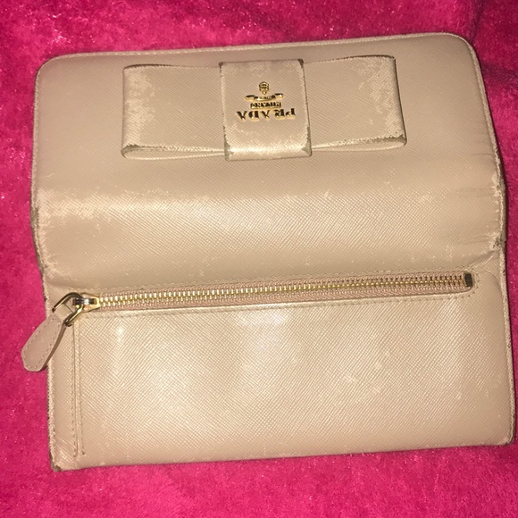 Prada wallet - Picture 4 of 8